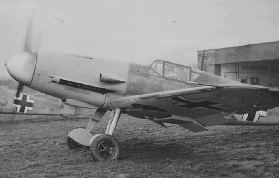 Messerschmitt_Bf_109F_of_JG51.jpg